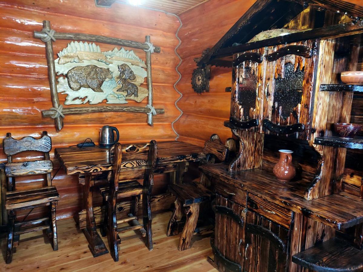 Дерев'Яний Котедж "Казка" Yaremche Luaran gambar